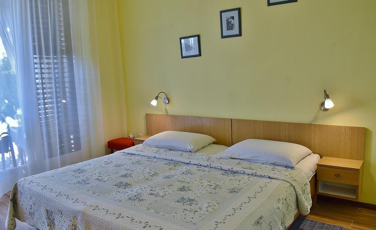 Apartments Zenko Rab Town Kültér fotó